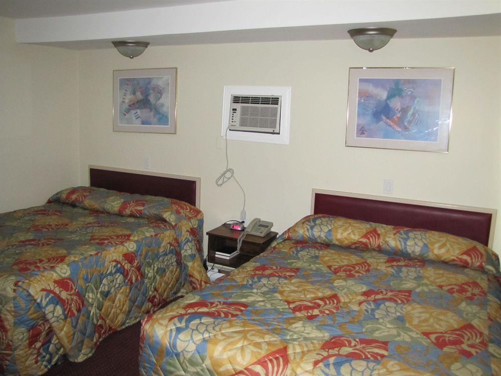 Lincoln Motel Sturgeon Falls Екстериор снимка